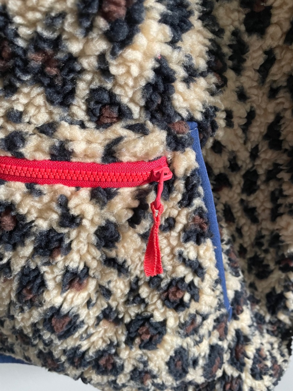 Vineyard Vines Leopard Sherpa Pullover in Cream, Black & Red - Picture 9 of 14